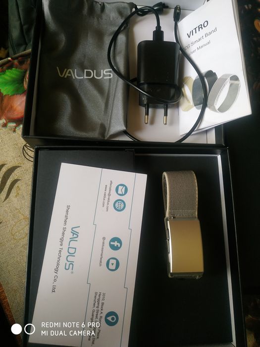 Продаются умный браслет Valdus VITRO