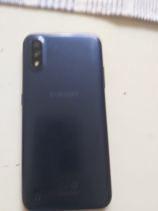 Телефон  Samsung galaxy A01
