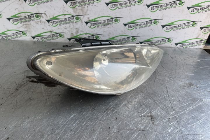 Far dreapta 89000520 Peugeot 206 prima generatie (facelift)