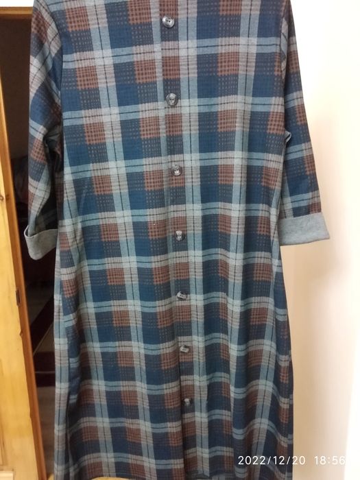 Продам платье женское