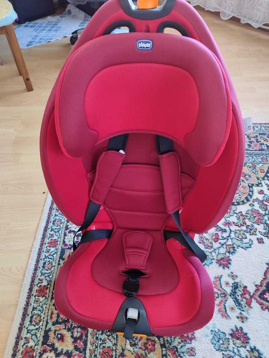 Детское автокресло Chicco