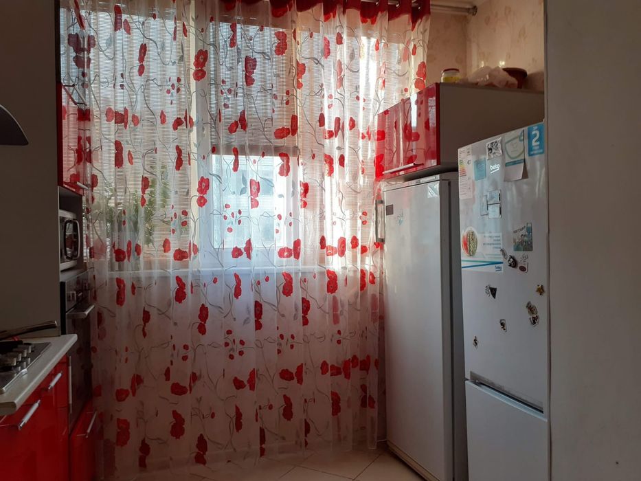 Сдам 2 ком. квартиру в 8 мкр.
