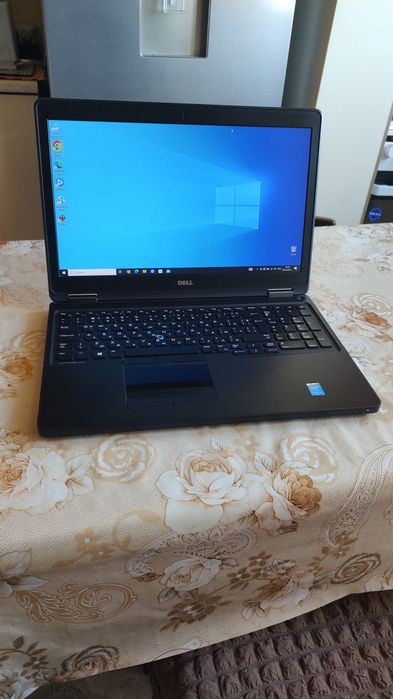 Лаптоп/DELL-Intel-i5