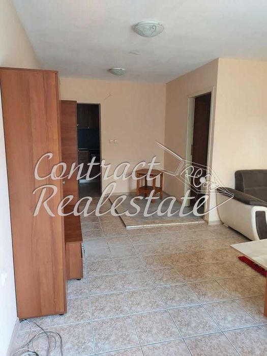 Дава се под наем Двустаен апартамент в Варна, Цветен квартал - 50 кв.м за 357 € - Снимка #2