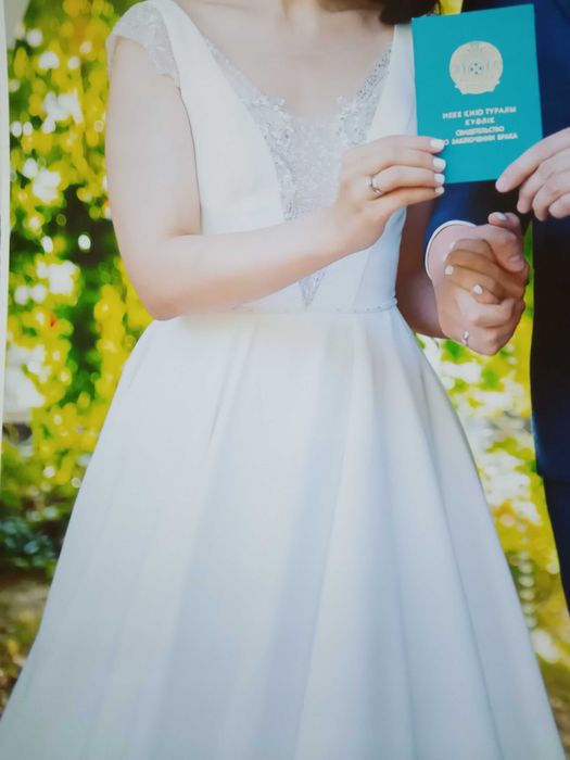 Свадебное платье