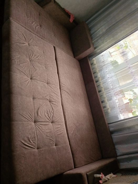 Продаю диван не дорого