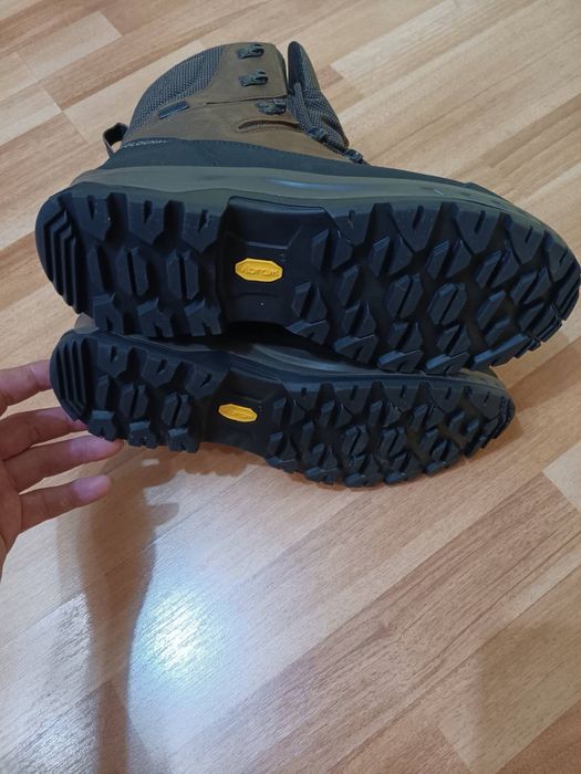 Нови зимни обувки