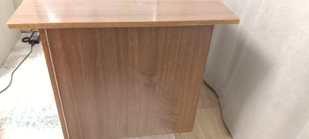 Стол письменный, деревянный