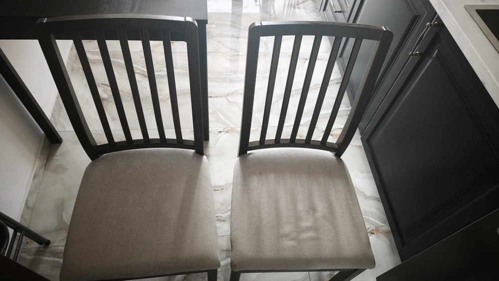 Masa extensibila si scaune Ikea