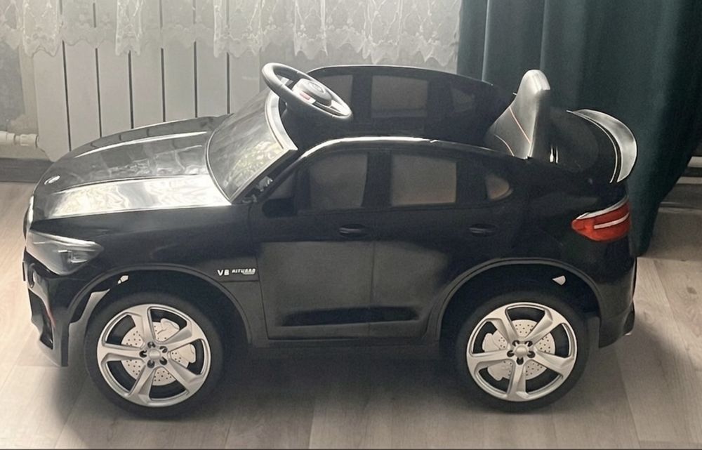 Продам электро машинку