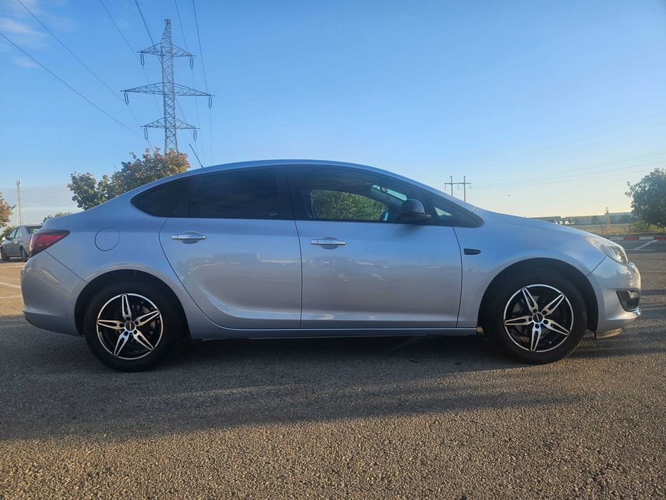 OPEL Astra 2016 — imagine 4