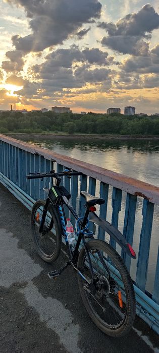 спортивный скоростной велосипед Altezza