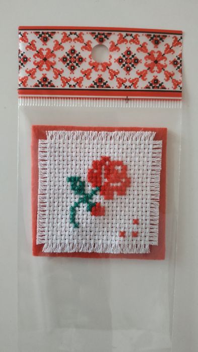 Бродирани рози ръчна изработка