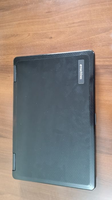 Ноутбук emachines