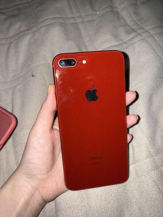 Продам Iphone 8 plus