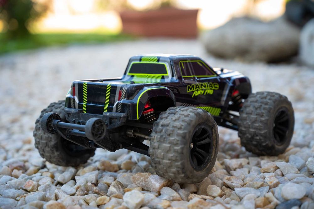 RC кола TRAXXAS MJX 16208 R/C Hyper GO Fury Pro Monster Truck