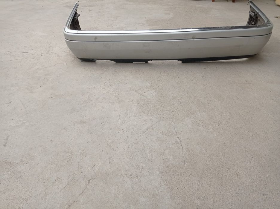 Продам бампер mercedes сешка 1995