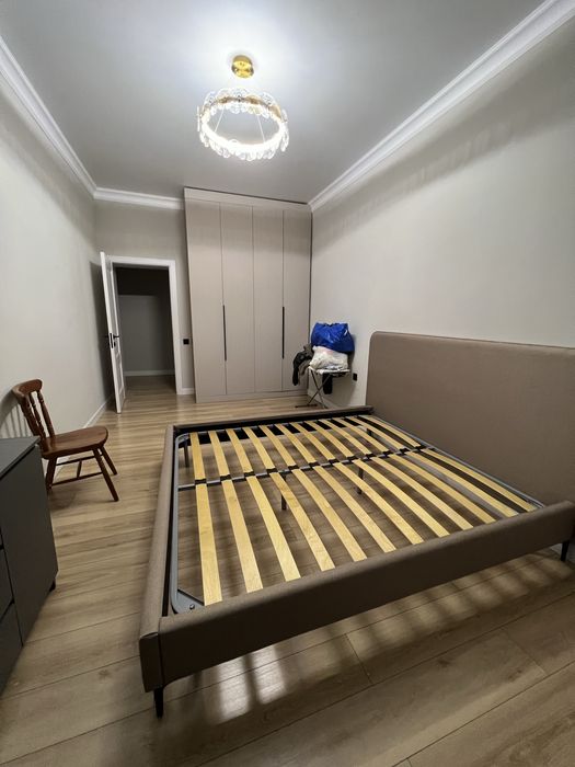 Кровать двухспальная