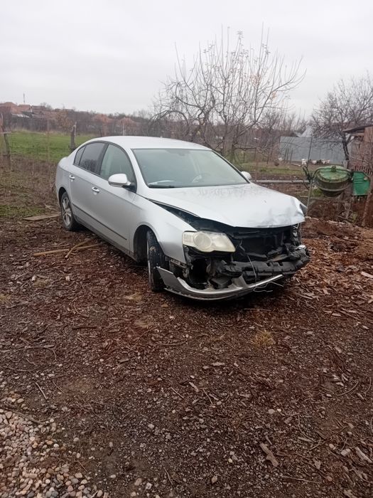 Passat b6 vând întreg sau dezmembrez motor, cutie viteze