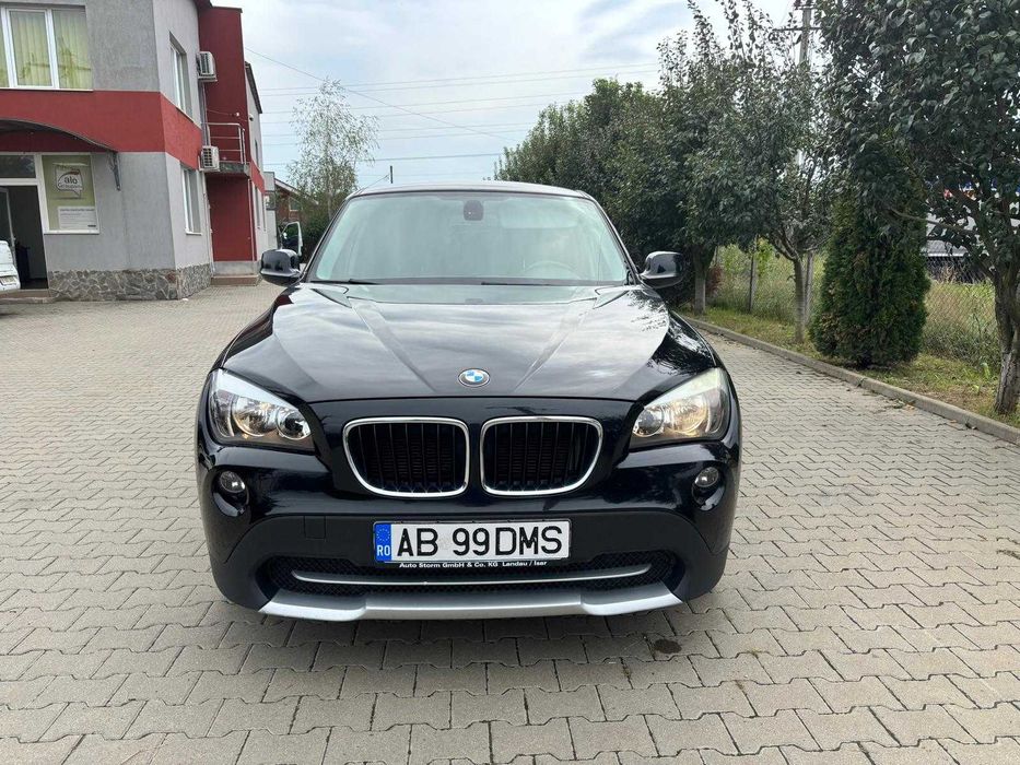 Vand BMW ,X1 an fabricatie 2011