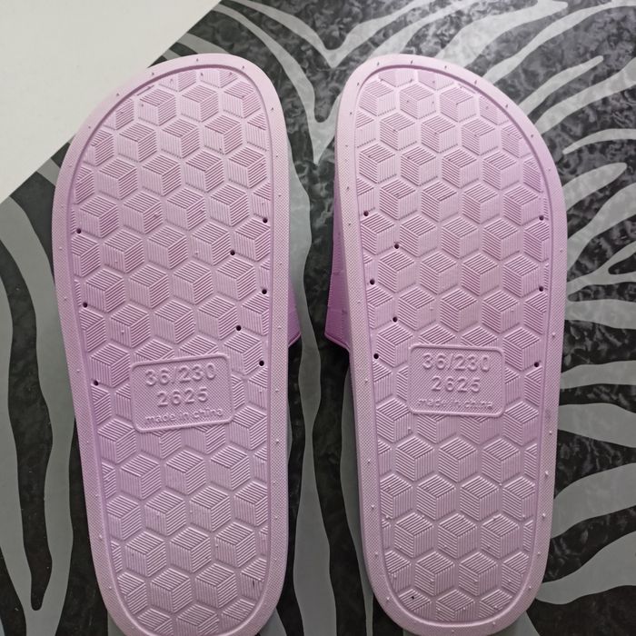 Нови дамски чехли