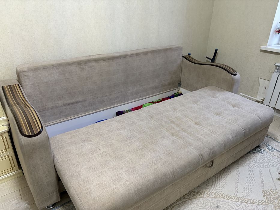 Продаётся диван-такта