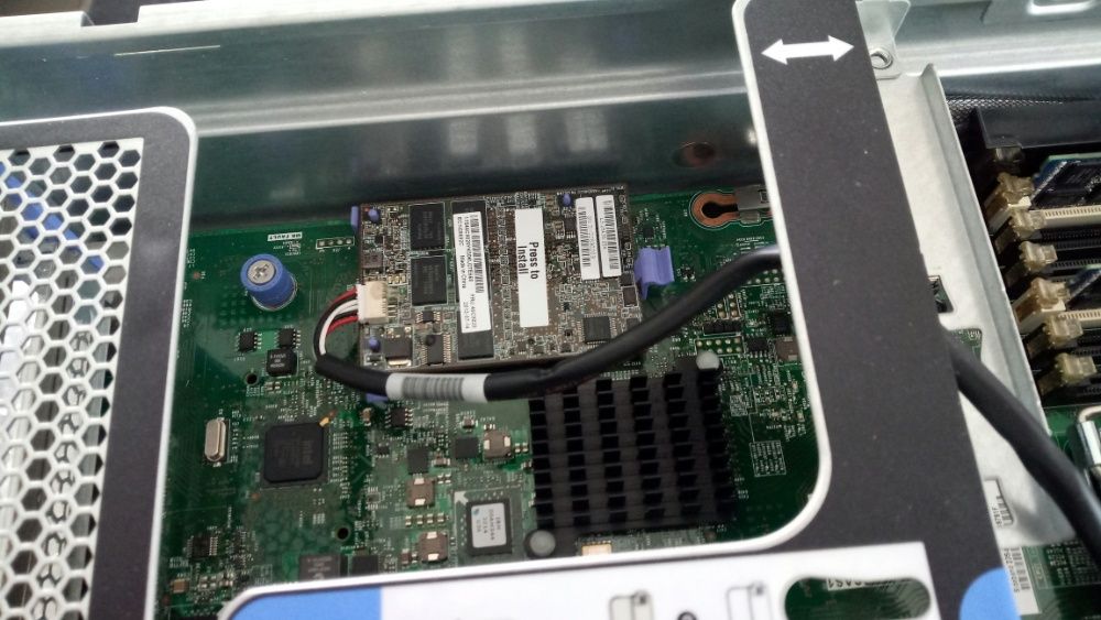 IBM X3650 M4 2*Xeon Е52630 32G RAID M5110e/512MB TPM гр. София Център