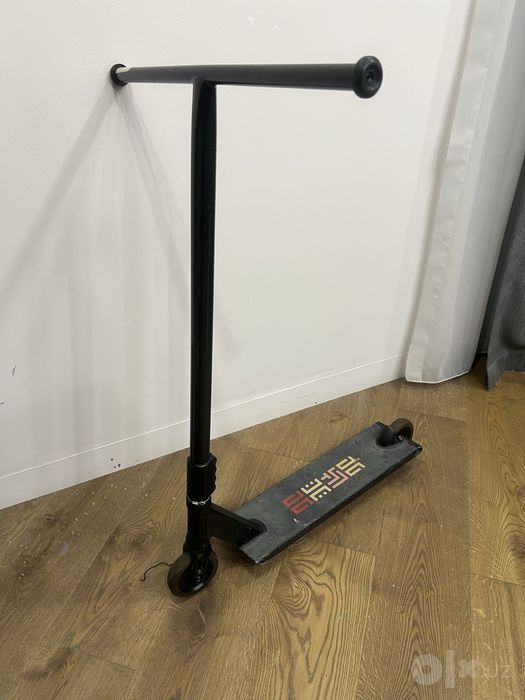 Трюкавой самокат кастомный