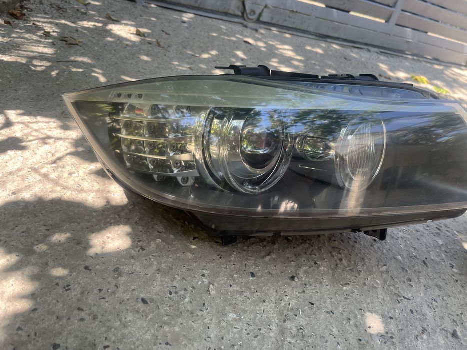 Far stanga bi-xenon adaptiv semnalizare led Bmw  E90 E91 facelift 2008-2012
