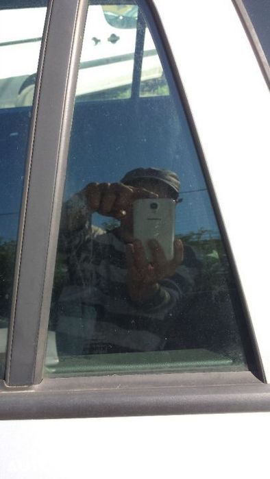 Sticla / Geam Usa / Portiera Stanga Spate Fix Opel Astra H Break Combi 2004 - 2011