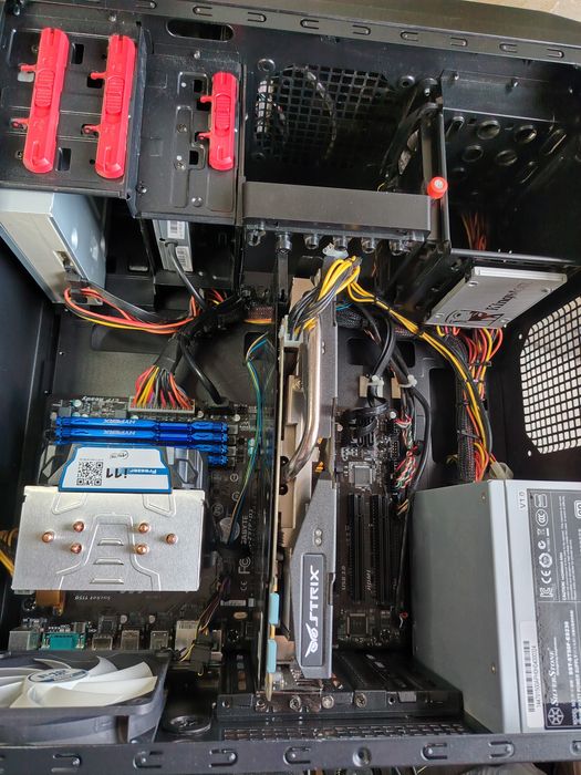 Компютър  Intel Core i7- 4790K 16gb SSD GTX970
