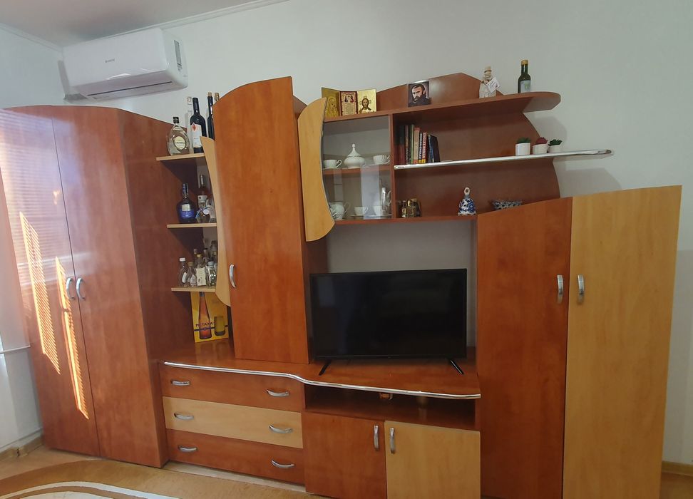 Mobilă pentru camera de zi