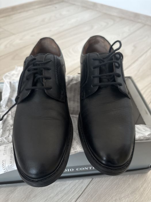 Vand pantofi noi Claudio Conti