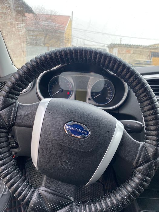 Машина датсун продаётся.