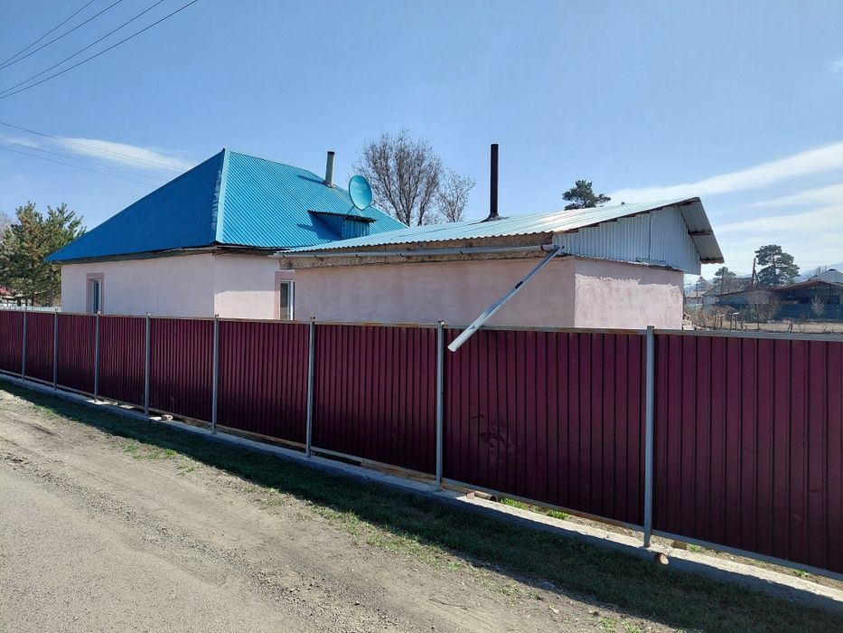 Продам Дом 5 комнат