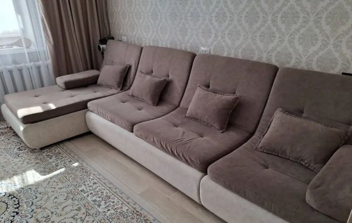 Диван угловой продажа срочная