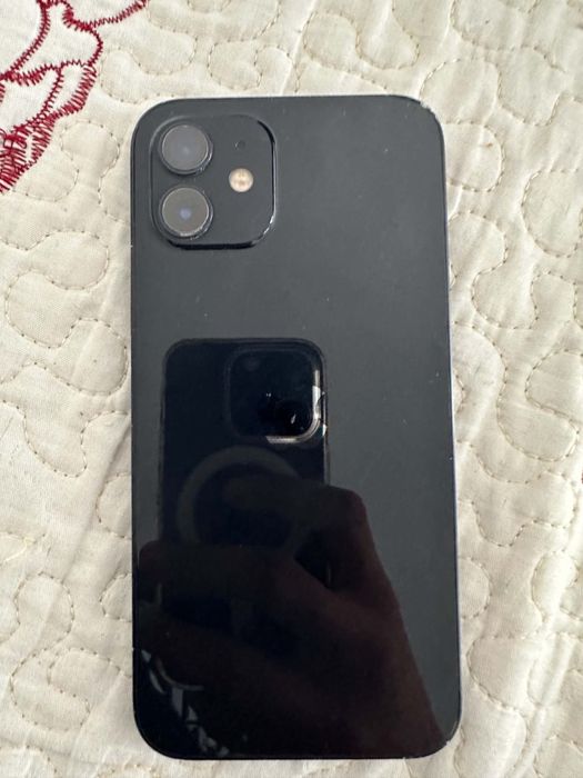 Vand sau schimb iphone 12