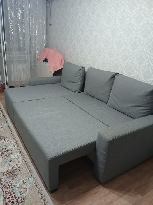 Диван для зала раскладной