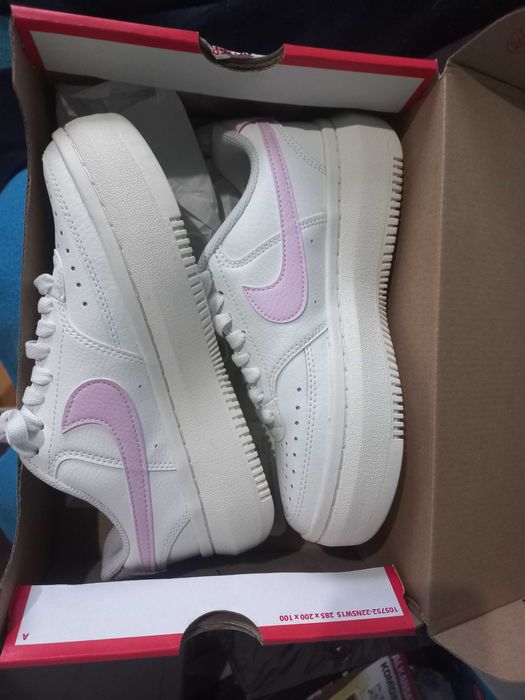 Nike нови маратонки