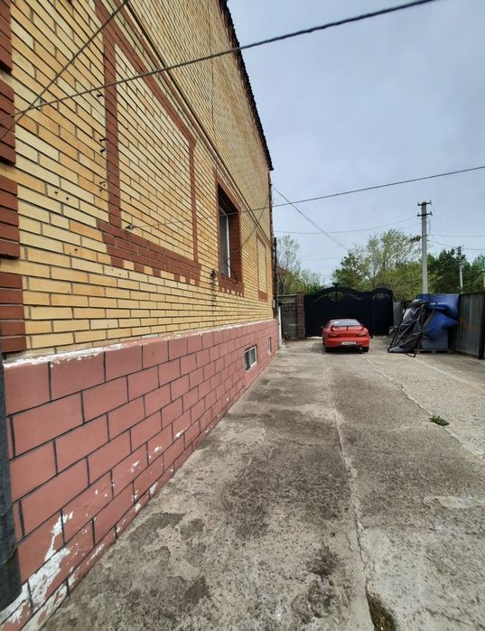 Продам Два благоустроенных дома в центре Астаны!