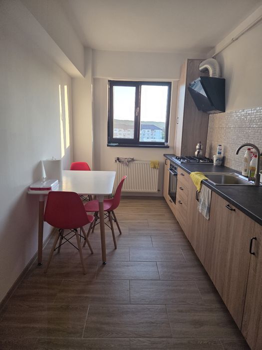 Închiriere apartament 3 camere – Bascov, lângă Pitești