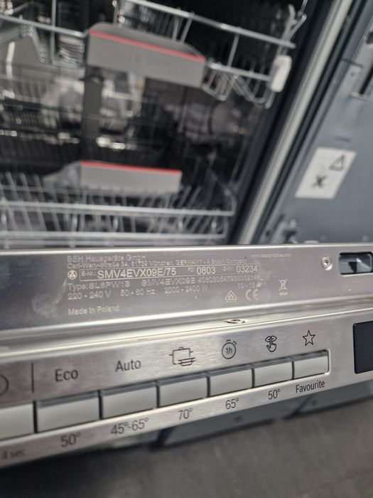 Съдомиялна за вграждане Bosch Serie 4 Wi Fi AutoOpen