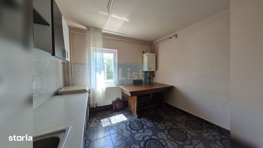 Apartament cu 2 camere, 51 mpu, garaj, zona FSEGA — fotografia 3