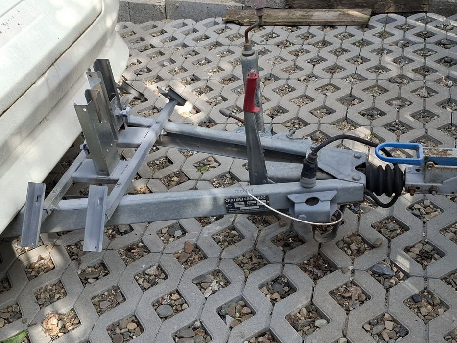 Rulota Chateau 400 La Car