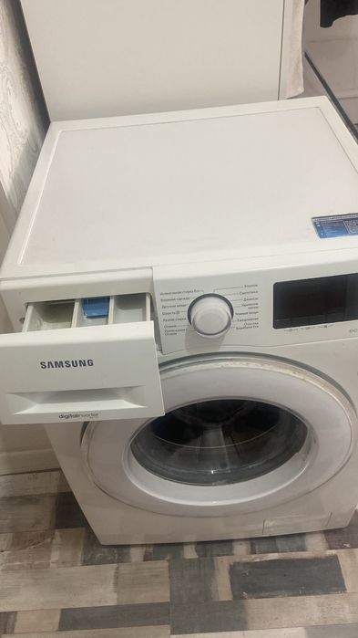 Продам стиральную машину
