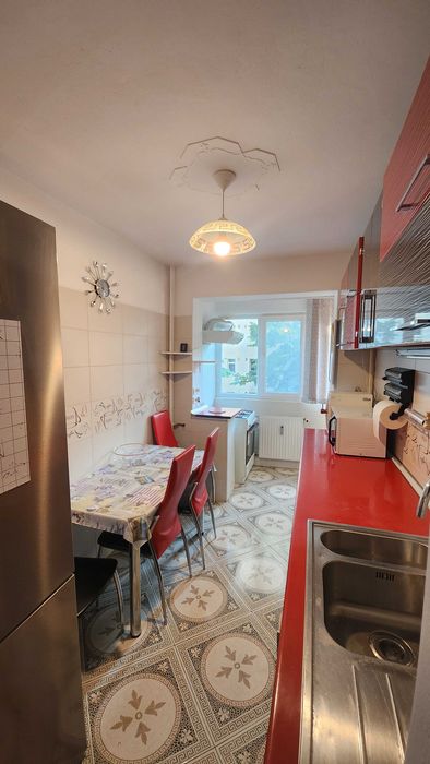 Inchiriez apartament 3 camere zona Park Lake