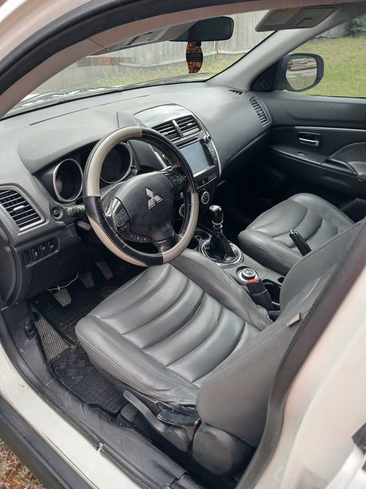 Mitsubishi Asx 2011