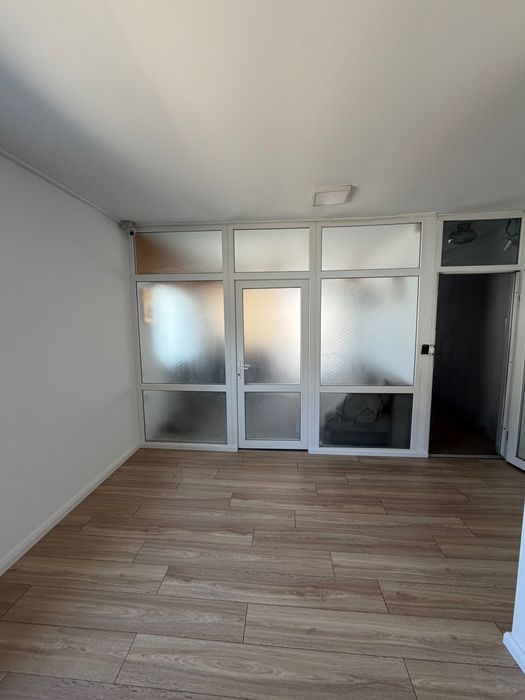 Spațiu comercial/birou de închiriat Obcini – Suceava, Str. Victoriei