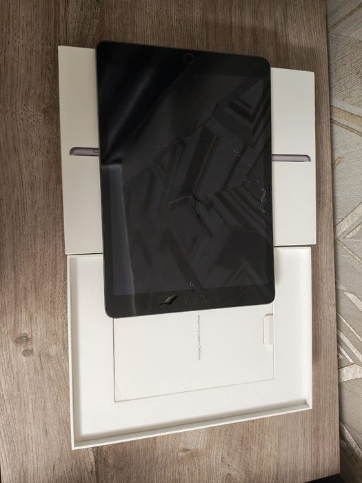 Ipad (9th generation) на зап части