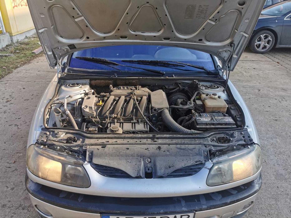 Renaul Laguna 1.9 benzina